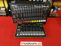 ROLAND TR8 + DECKSAVER ROLAND TR8 + DECKSAVER